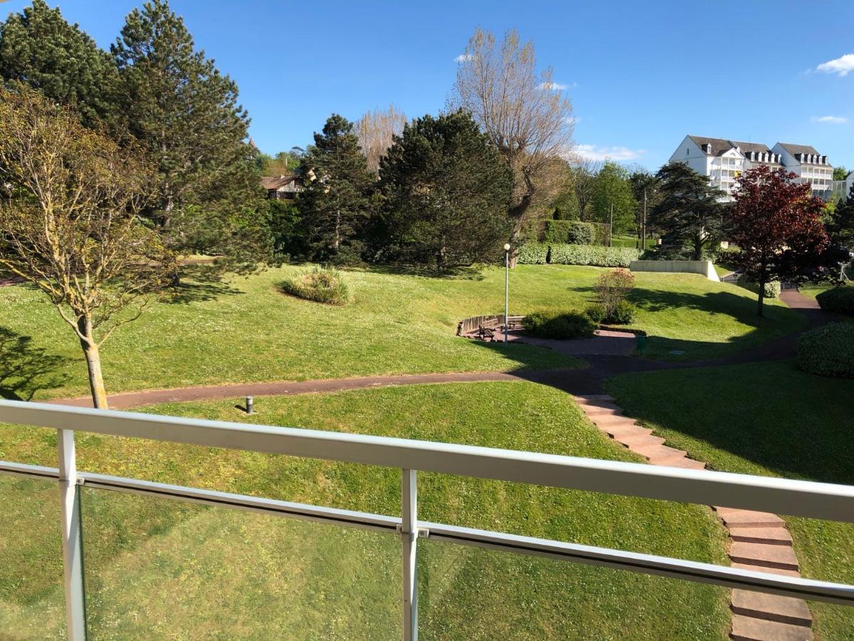 Domaine Des Roches Apartment ทรูวิลล์-ซูร์-แมร์ ภายนอก รูปภาพ